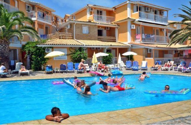 Turtle Beach Agios Sostis  Екстериор снимка